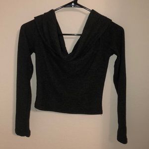 long sleeve crop top